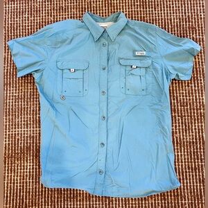 Columbia women’s PFG short sleeve button down blue sport shirt XL